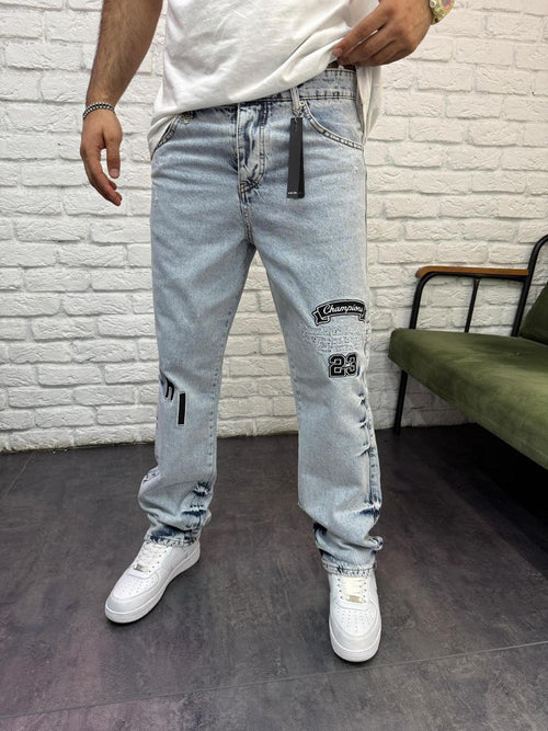 Baggy Jeans – Available in Black & Blue